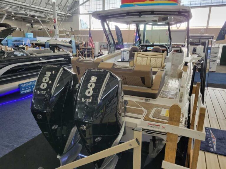 2026 Monterey Elite 30 Twin 300HP Joystick! US-RGFED267J526 [photo 3]